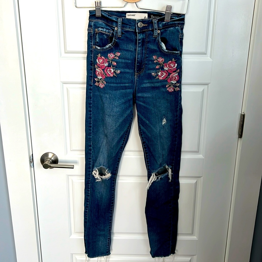 Garage size 0 floral print jeans